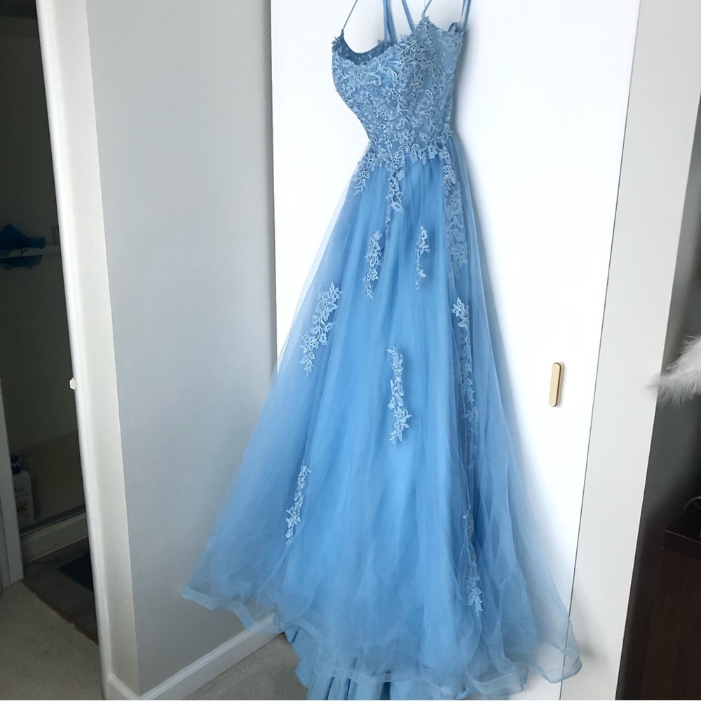 Rene beautiful chiffon & lace corset prom dress in sky blue - Picture 9 of 17